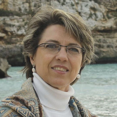 Esperanza Santos Maldonado Imagen de Esperanza Santos Maldonado - Personal docente del Centro Humanización de la Salud