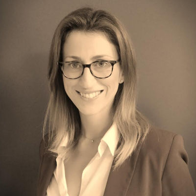 Áurea Esparza Esparza de la Sota Imagen de Áurea Esparza de la Sota - Personal docente del Centro Humanización de la Salud